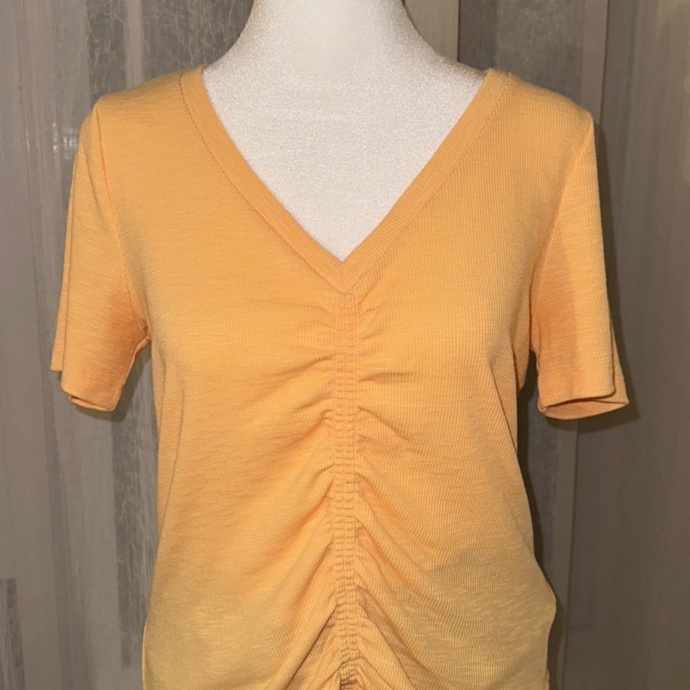 GAP S Orange Ribbed V-Neck Short Sleeve Ruched Front Tee - Picture 5 of 12